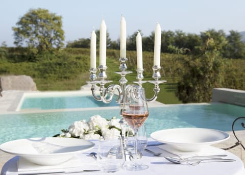 Seasonal outdoor pool, pool umbrellas, sun loungers