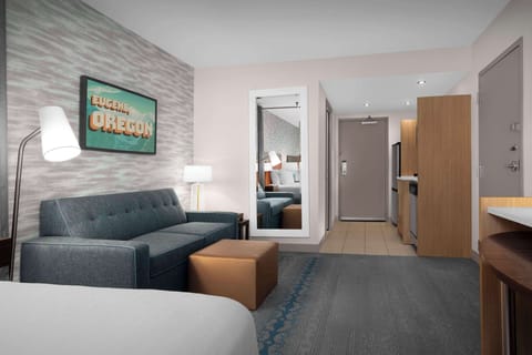 Premium bedding, pillowtop beds, desk, laptop workspace