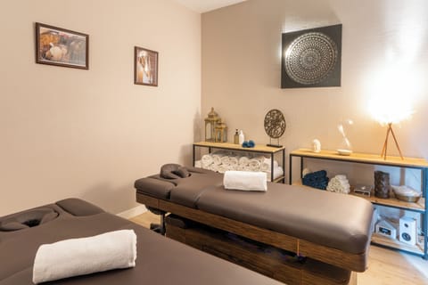 Turkish bath, body treatments, hot stone massages, prenatal massages