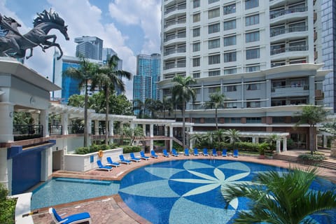 Outdoor pool, sun loungers