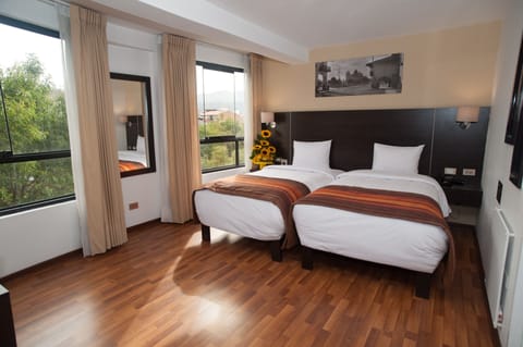 Standard Twin Room | Premium bedding, down comforters, in-room safe, desk