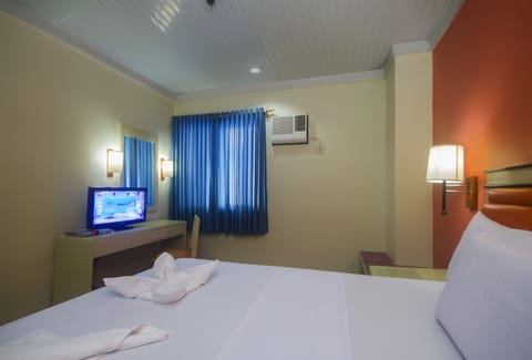 Standard Room | Rollaway beds, free WiFi, bed sheets