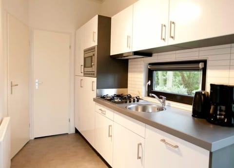 Velthorst 4 | Private kitchen | Fridge, stovetop, coffee/tea maker, cookware/dishes/utensils