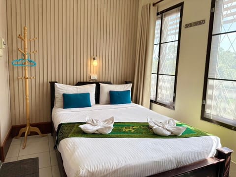 Standard Double Room | Desk, free WiFi, bed sheets