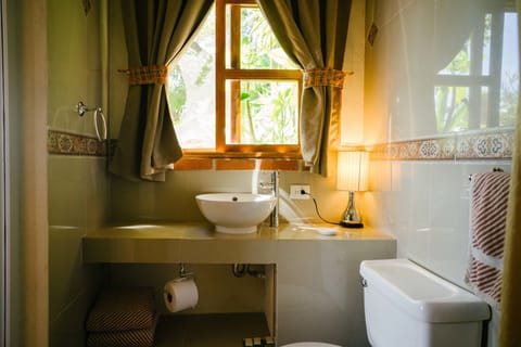 Suite, Multiple Beds, Balcony, Lake View | Bathroom | Shower, free toiletries, hair dryer, towels