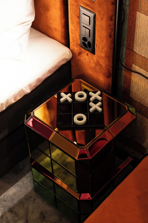 Signature Double or Twin Room | Hypo-allergenic bedding, down comforters, free minibar, in-room safe