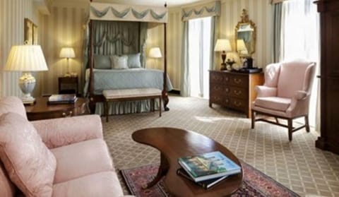 Luxury Room | Premium bedding, pillowtop beds, in-room safe, desk