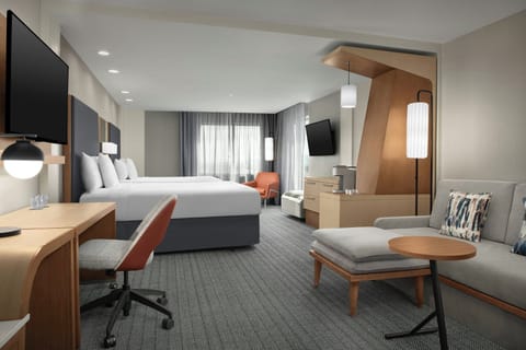 In-room safe, desk, iron/ironing board, free WiFi