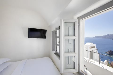 Double Room with Caldera View | Premium bedding, in-room safe, individually decorated, soundproofing