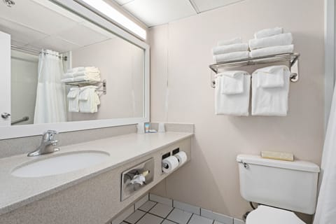 Standard Room, 2 Queen Beds (Western View) | Bathroom | Combined shower/tub, free toiletries, hair dryer, towels