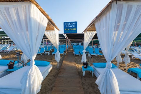 Beach nearby, free beach cabanas, sun loungers, beach umbrellas