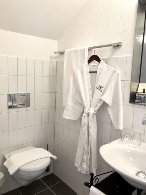 Comfort Double Room, 1 Queen Bed | Bathroom | Shower, designer toiletries, hair dryer, bathrobes