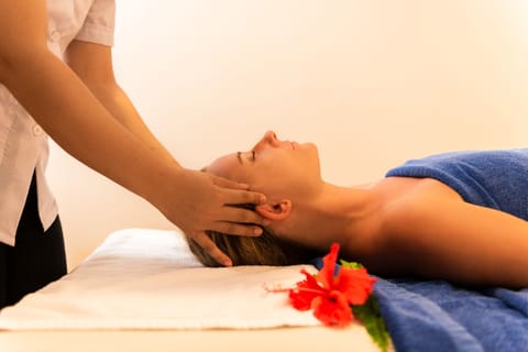 Body treatments, hot stone massages, Swedish massages, Thai massages