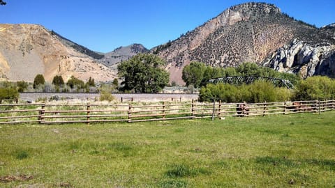 Family Cabin, Mountain View, Mountainside | View from property