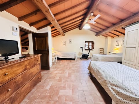 Apartment, 2 Bedrooms | Premium bedding, desk, free WiFi, bed sheets