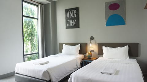 Superior Twin Room | Desk, free WiFi