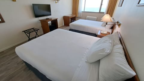 Double Room | Premium bedding, minibar, in-room safe, desk