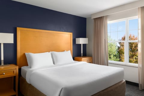 Suite, 2 Bedrooms | Premium bedding, desk, iron/ironing board, free WiFi