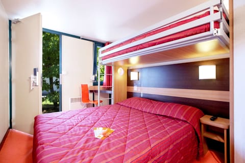 Standard Room, Multiple Beds (1 Double and 1 Single bed) | Desk, blackout drapes, free WiFi