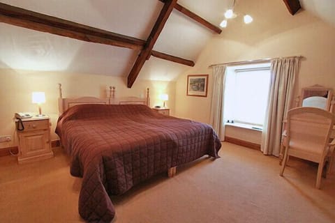 Centre of Britain Hotel & Restaurant | Haltwhistle | VacationRenter