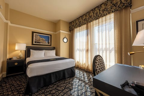 Suite, 1 Bedroom, City View (1 Queen and 1 Sofabed) | Pillowtop beds, in-room safe, blackout drapes, iron/ironing board