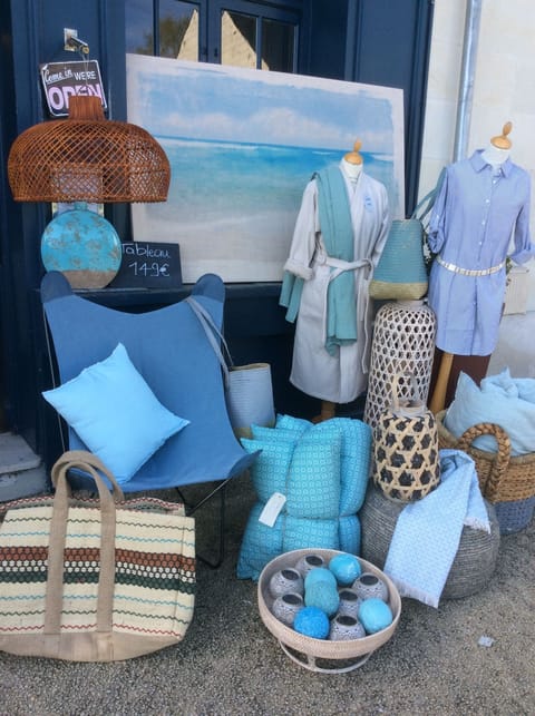 Couples treatment rooms, sauna, hot tub, steam room, Turkish bath