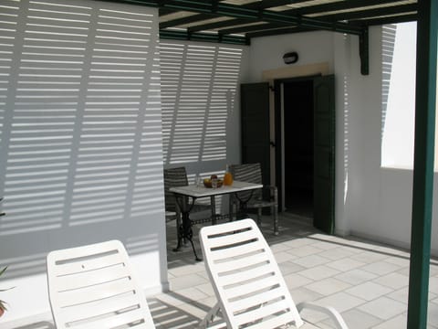 Studio (Double) | Terrace/patio