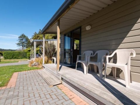 Cabin, Kitchenette | Balcony view