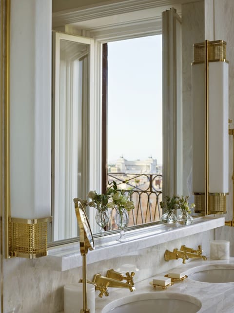 Presidential Suite (Villa Medici) | Bathroom | Designer toiletries, hair dryer, bathrobes, slippers