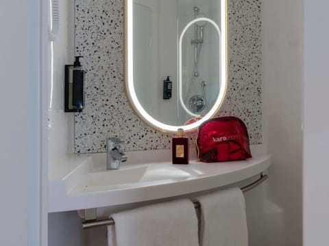 Standard Room, 1 Double Bed with Sofa bed | In-room safe, desk, soundproofing, iron/ironing board