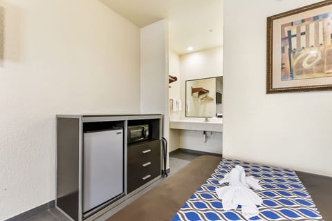 Standard Double Queen Room | Mini-refrigerator