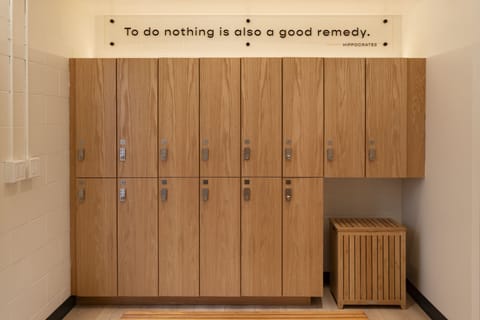 Sauna, body treatments, mud baths, hydrotherapy, aromatherapy