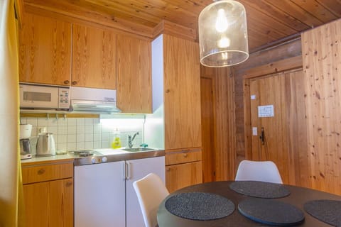 One-Bedroom Apartment -72- Janka | Private kitchen