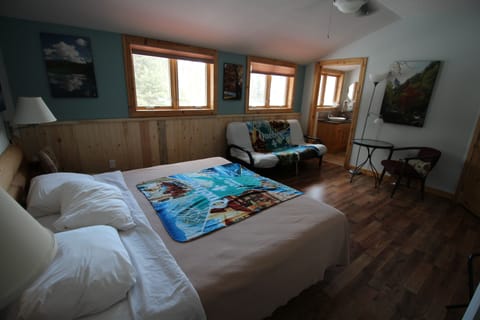 Reflect Room | 4 bedrooms, premium bedding, down comforters, Select Comfort beds