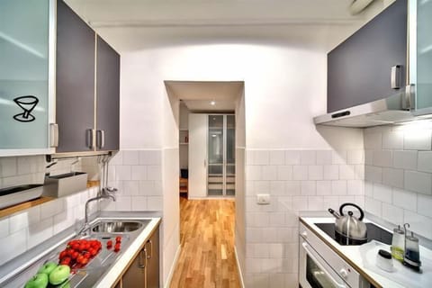 Basic Studio, 1 Double or 2 Twin Beds, Kitchenette, Mezzanine | Private kitchenette