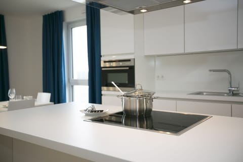 Executive Suite, 2 Bedrooms, 2 Bathrooms, Garden Area | Private kitchen | Full-size fridge, stovetop, dishwasher, espresso maker