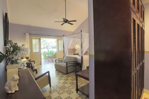 Villa, 1 Double Bed, Oceanfront (La Veranda) | Premium bedding, down comforters, minibar, in-room safe