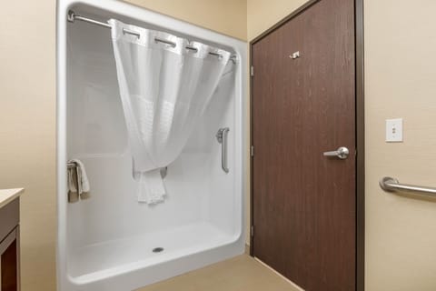 Suite, 1 King Bed with Sofa bed, Accessible, Non Smoking | Bathroom | Combined shower/tub, hair dryer, towels