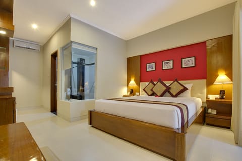 Deluxe Double Room (Day Bed) | Premium bedding, minibar, in-room safe, individually furnished