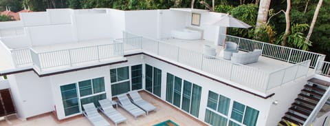 3 Bedrooms Villa with Private Jacuzzi | 2 bedrooms, premium bedding, Tempur-Pedic beds, in-room safe