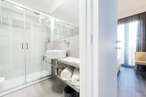 Free toiletries, hair dryer, bidet, towels