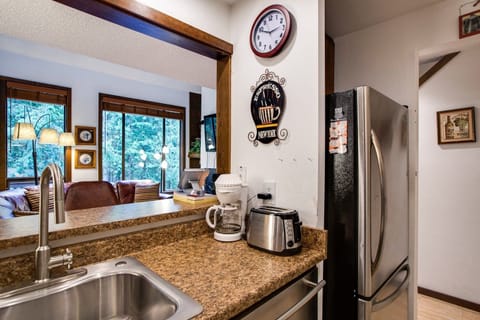 Condo, 2 Bedrooms | Private kitchen | Fridge, microwave, oven, dishwasher