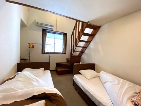 Basic Quadruple Room, 4 Bedrooms, Non Smoking | Free WiFi, bed sheets