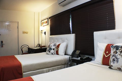 0B | In-room safe, iron/ironing board, free WiFi, bed sheets