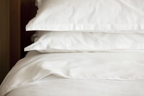 1 bedroom, pillowtop beds, in-room safe, desk