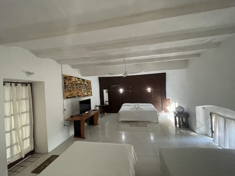 Master Suite | In-room safe, iron/ironing board, free WiFi