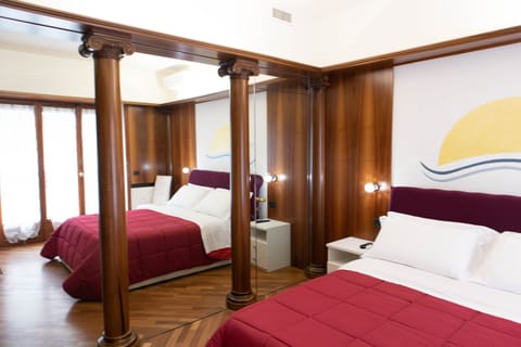 Senior Room | Frette Italian sheets, premium bedding, minibar, in-room safe