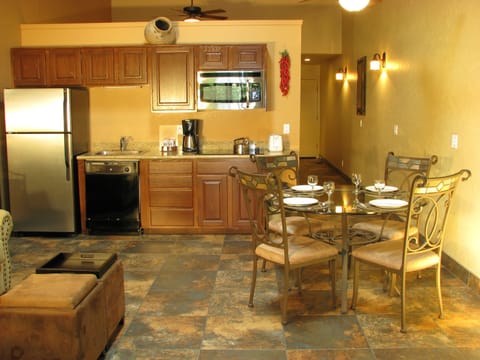 Room, 1 Bedroom | Private kitchen | Microwave, stovetop, dishwasher, coffee/tea maker