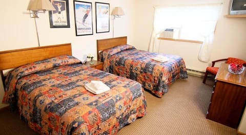 Room, 2 Double Beds | Free WiFi