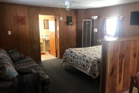 Standard Three Double Cabin | Living area | TV